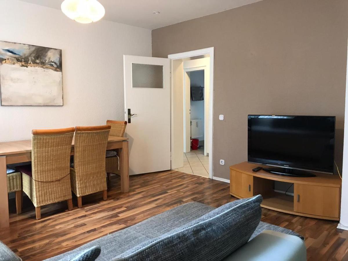 Grosse Ferienwohnung An Der Rheinpromenade Three Duisburg Luaran gambar